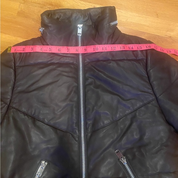 LIKE NEW! WALTER BAKER Edwina Jacket. 100% Lambskin Leather. Retails $750 - Picture 16 of 16